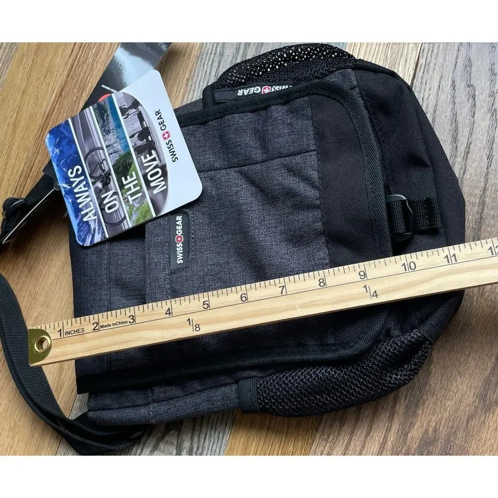 SWISSGEAR 2365 Heather Gray Vertical Boarding Crossbody Travel Bag NWT